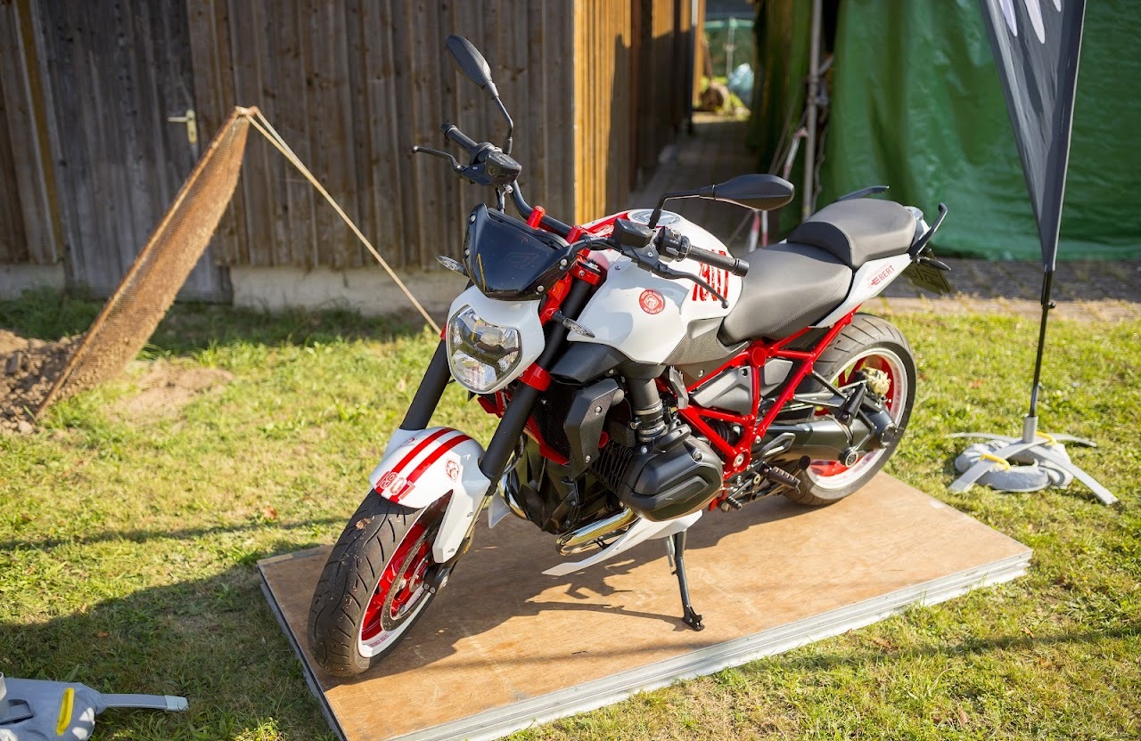 Bild vom 9. Benefizlauf im Jahr 2016. Dies ist das 186. Bild.